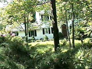 Building photograph for 253 ARCH BRIDGE RD